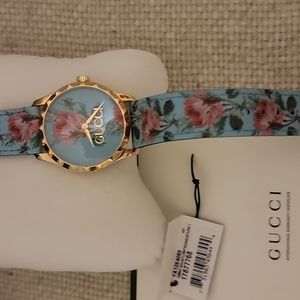 Gucci G-Timeless Flora Watch